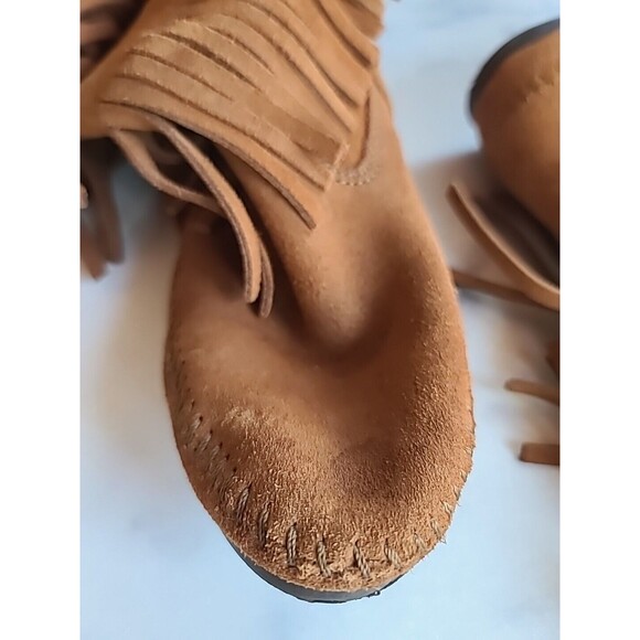 Minnetonka Brown Fringe Boots Size 7 - Picture 9 of 10